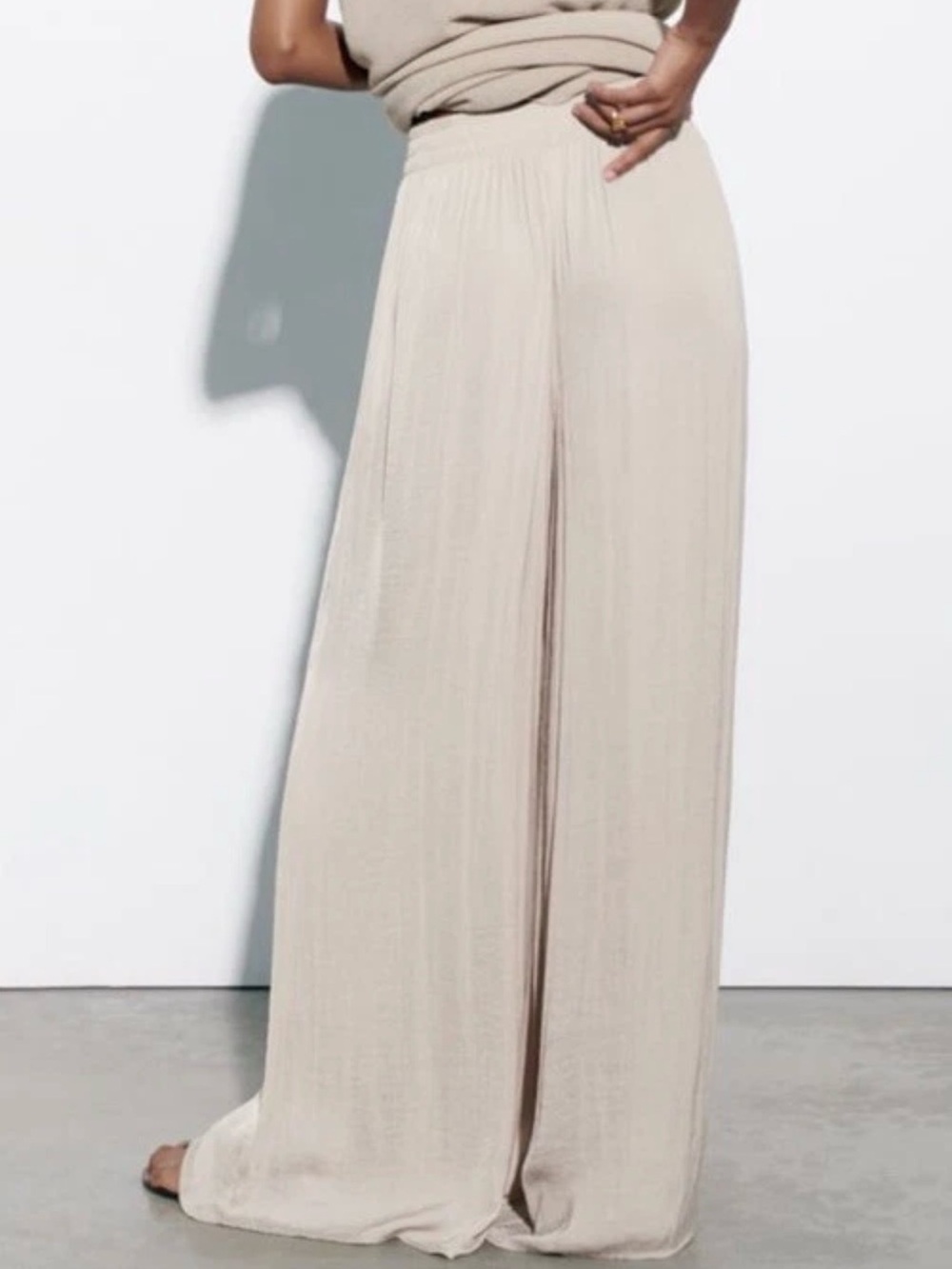 Women's Wide-Leg Palazzo Pants in Light Beige - Picture 2 of 4